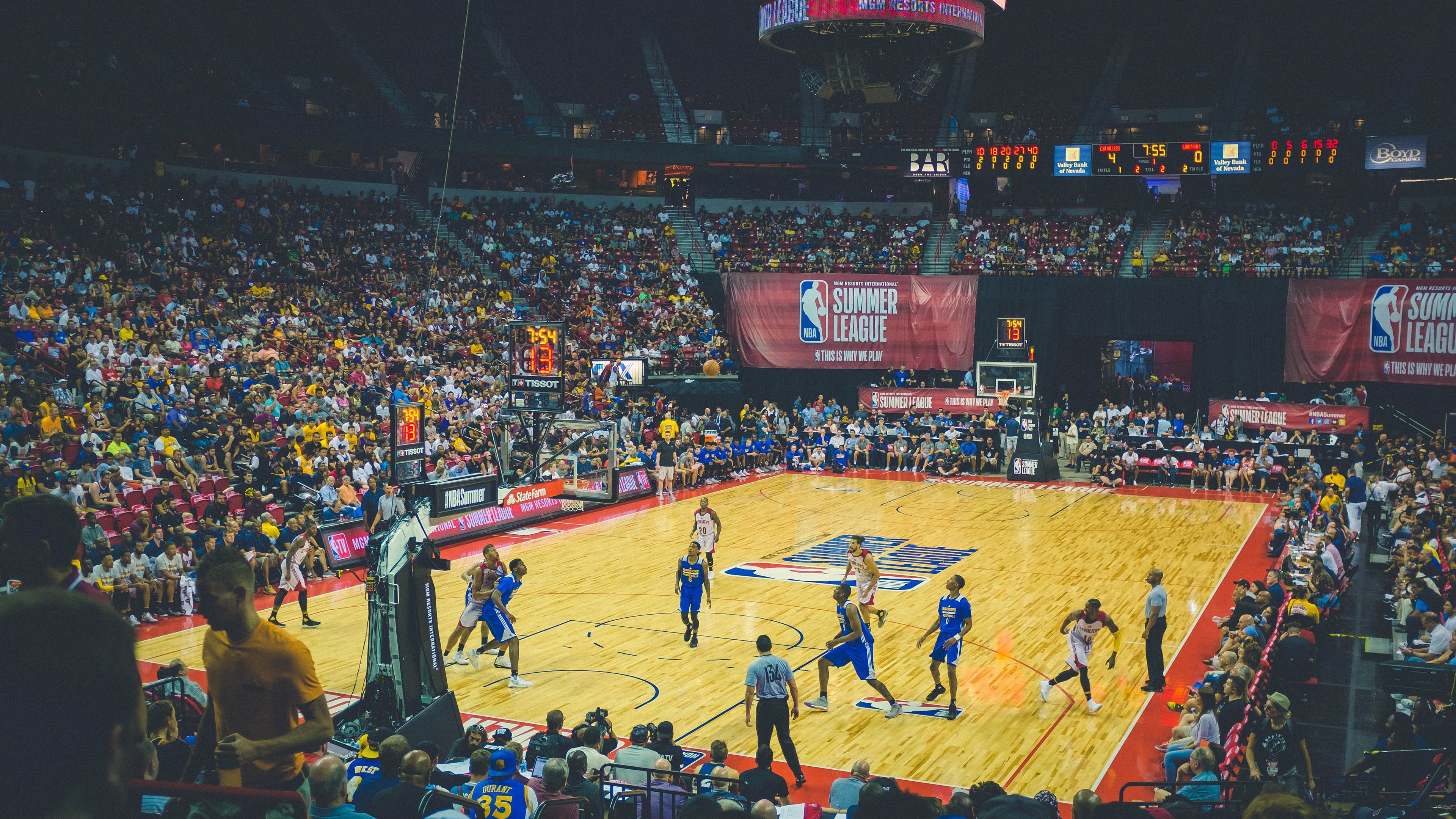 _潜水运动新体验：探索深海中的神秘世界_，潜水运动介绍